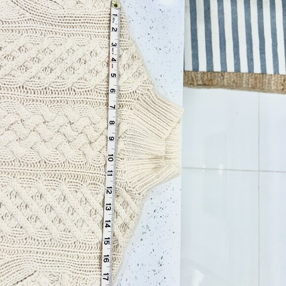 Pure Cashmere Fisherman's Cable Knit Sweater SZ L - Picture 13 of 16